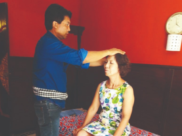 Traditional Balinese Healing (Balinese Healer)